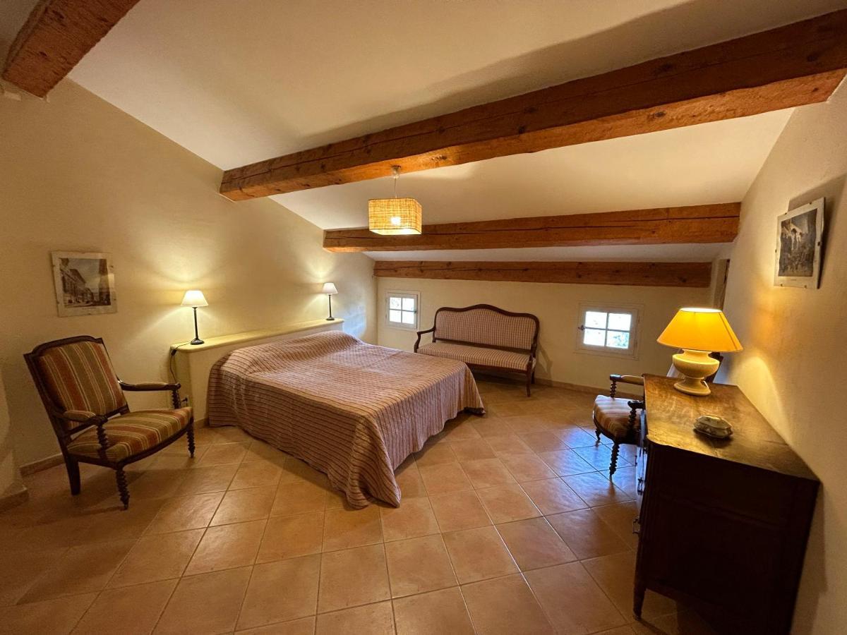 Chateau Du Grand Jas Entrecasteaux 外观 照片